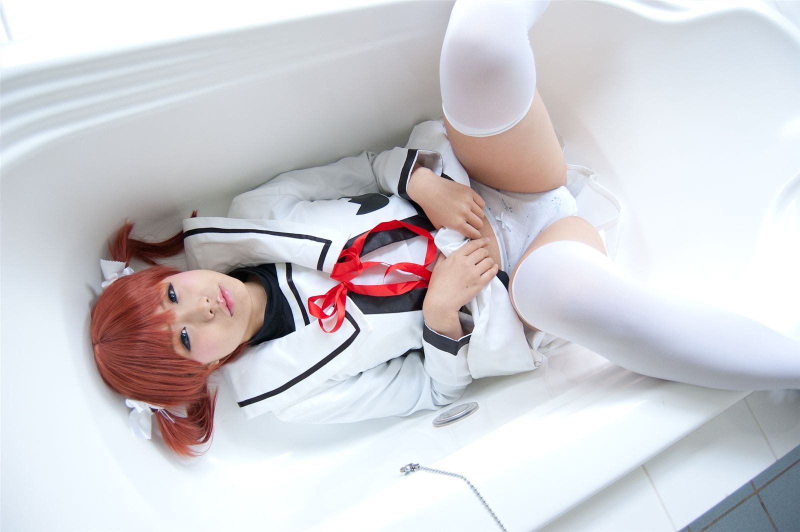 [Cosplay]  Hot Maho Shojo Lyrical Nanoha 1